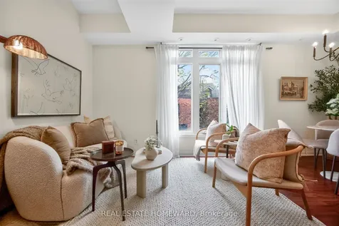 88 Carr Street Toronto ON M5T 1B7