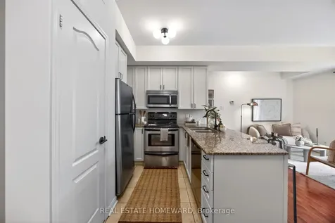 88 Carr Street Toronto ON M5T 1B7