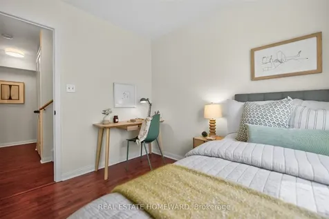88 Carr Street Toronto ON M5T 1B7