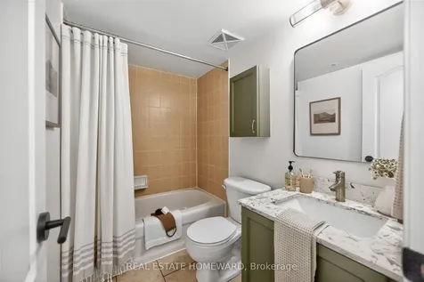 88 Carr Street Toronto ON M5T 1B7