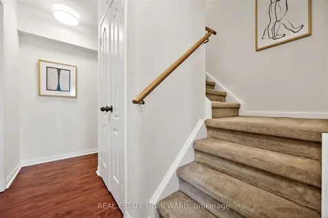 88 Carr Street Toronto ON M5T 1B7