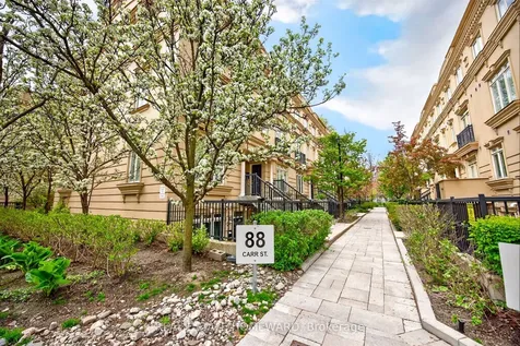 88 Carr Street Toronto ON M5T 1B7