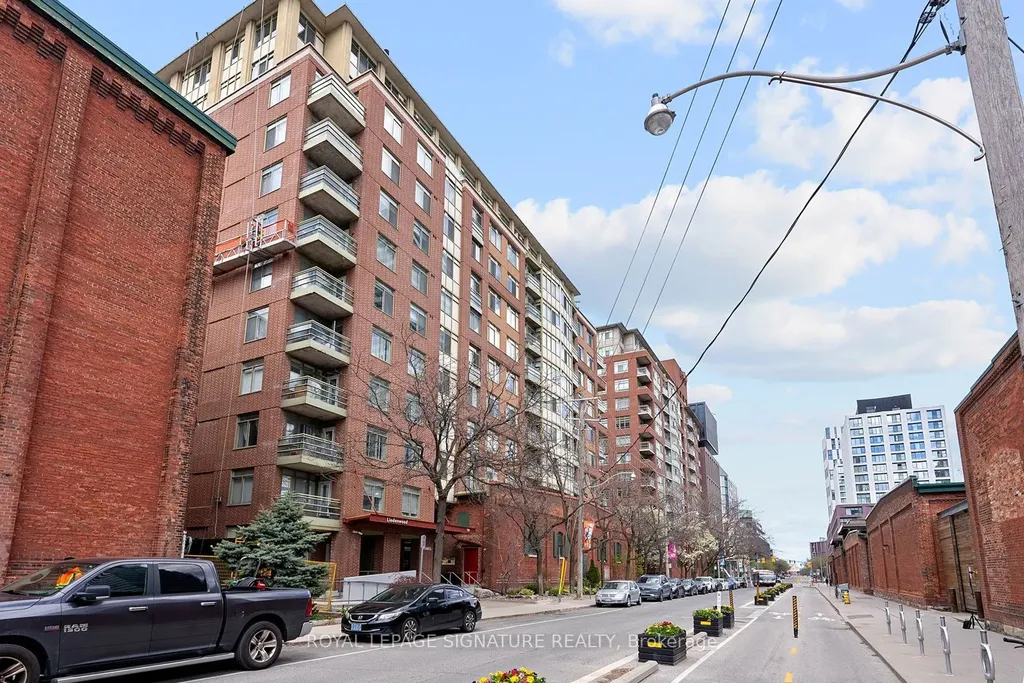 70 Mill Street Toronto ON M5A 4R1