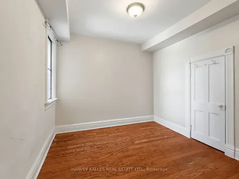 258 Harbord Street Toronto ON M6G 1G2