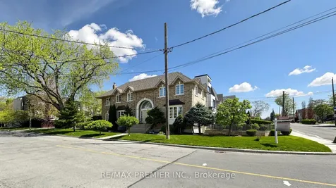 488 Woburn Avenue Toronto ON M5M 1L7