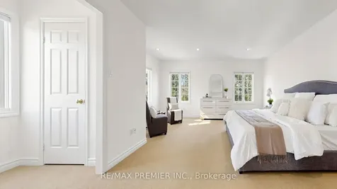 488 Woburn Avenue Toronto ON M5M 1L7