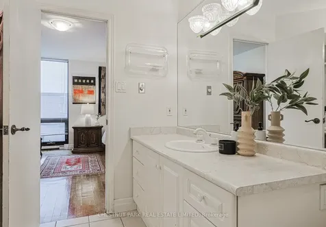 70 Montclair Avenue Toronto ON M5P 1P7
