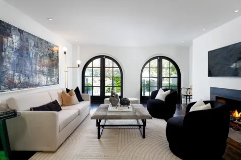 42 Rowanwood Avenue Toronto ON M4W 1Y7