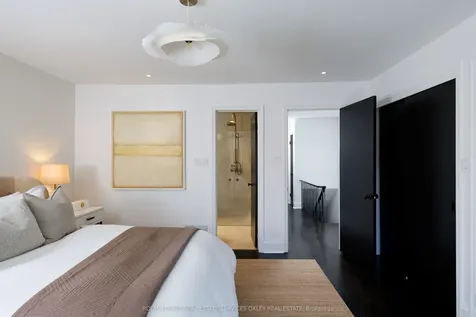 42 Rowanwood Avenue Toronto ON M4W 1Y7