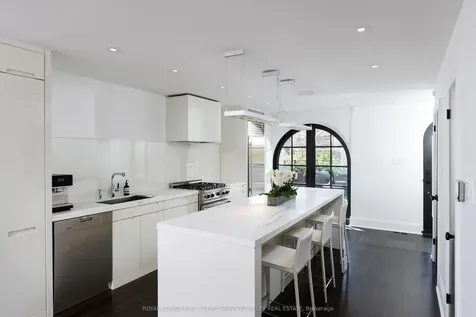 42 Rowanwood Avenue Toronto ON M4W 1Y7
