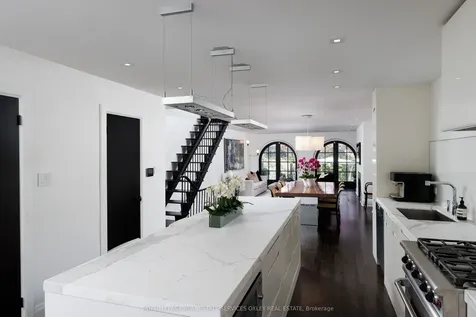42 Rowanwood Avenue Toronto ON M4W 1Y7