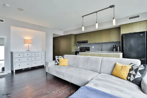 110 Charles Street E Toronto ON M4Y 1T5