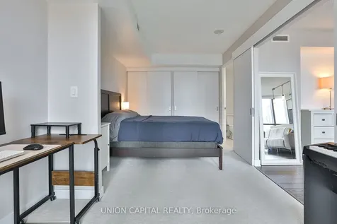 110 Charles Street E Toronto ON M4Y 1T5