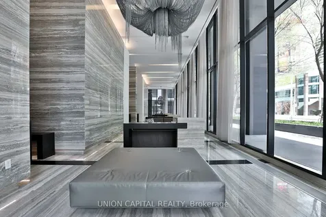 110 Charles Street E Toronto ON M4Y 1T5