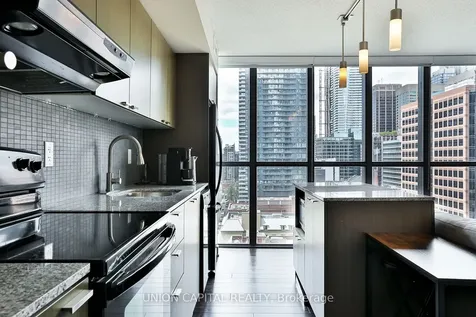 110 Charles Street E Toronto ON M4Y 1T5