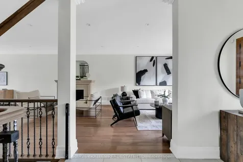 80 Lynnhaven Road Toronto ON M6A 2K9