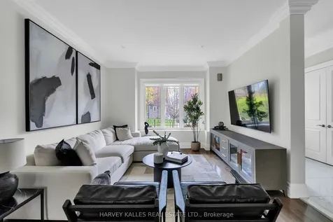 80 Lynnhaven Road Toronto ON M6A 2K9