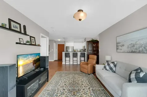 23 Lorraine Drive Toronto ON M2N 6Z6