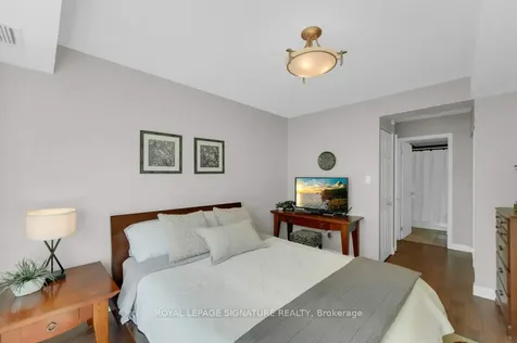 23 Lorraine Drive Toronto ON M2N 6Z6