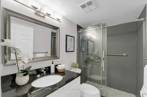 23 Lorraine Drive Toronto ON M2N 6Z6