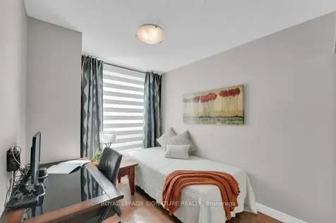 23 Lorraine Drive Toronto ON M2N 6Z6