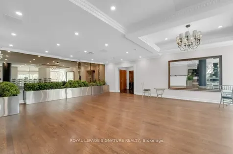 23 Lorraine Drive Toronto ON M2N 6Z6