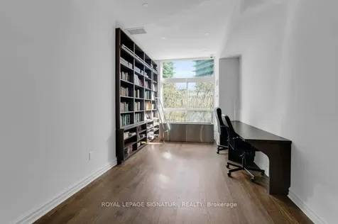 23 Lorraine Drive Toronto ON M2N 6Z6