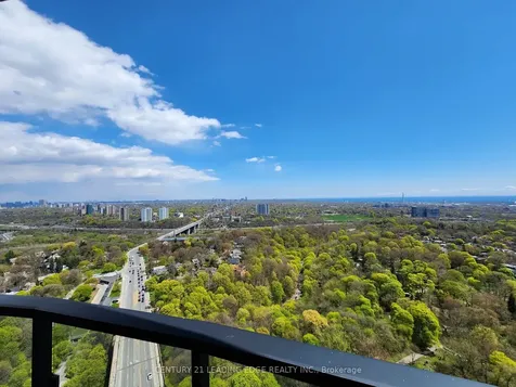 585 Bloor Street E Toronto ON M4W 0B3