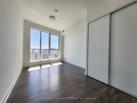 585 Bloor Street E Toronto ON M4W 0B3