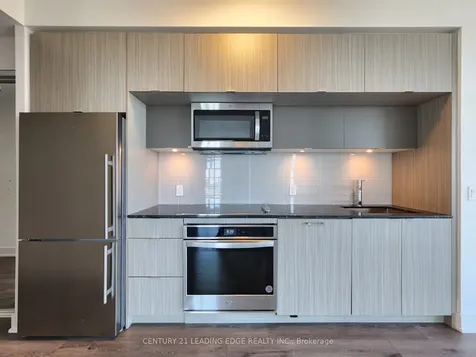 585 Bloor Street E Toronto ON M4W 0B3