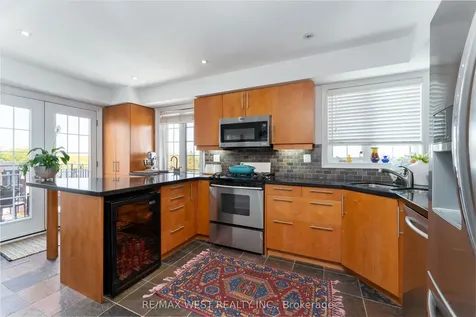 1111 Avenue Road Toronto ON M5N 3B2