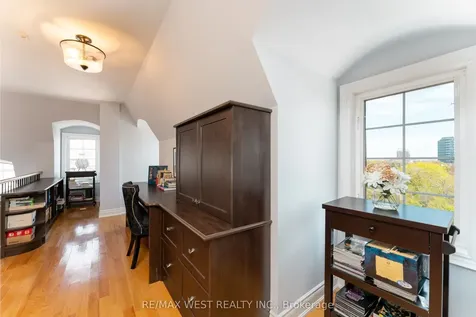 1111 Avenue Road Toronto ON M5N 3B2
