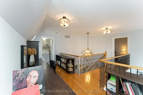 1111 Avenue Road Toronto ON M5N 3B2