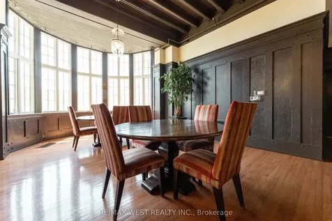 1111 Avenue Road Toronto ON M5N 3B2
