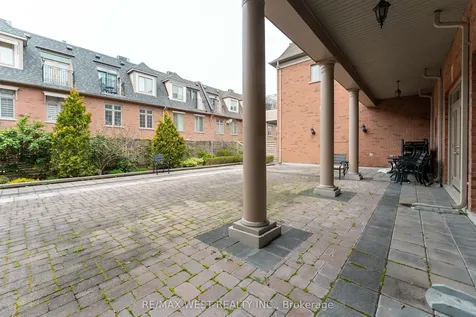 1111 Avenue Road Toronto ON M5N 3B2