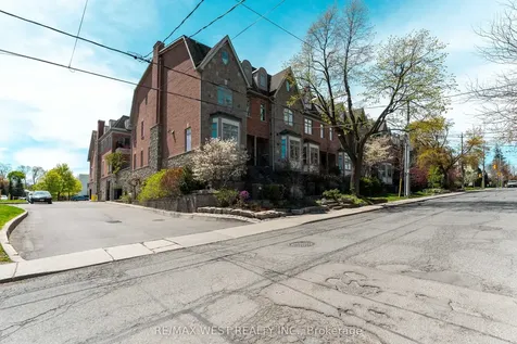 1111 Avenue Road Toronto ON M5N 3B2