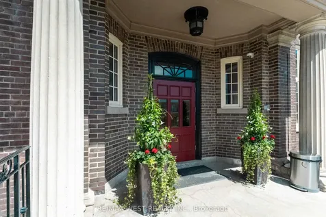 1111 Avenue Road Toronto ON M5N 3B2