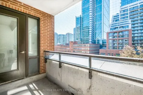 400 Wellington Street W Toronto ON M5V 0B5