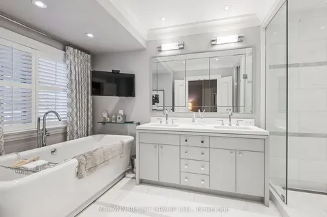 45 Lascelles Boulevard Toronto ON M5P 2C9