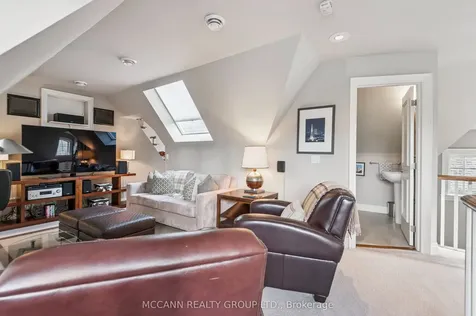 45 Lascelles Boulevard Toronto ON M5P 2C9