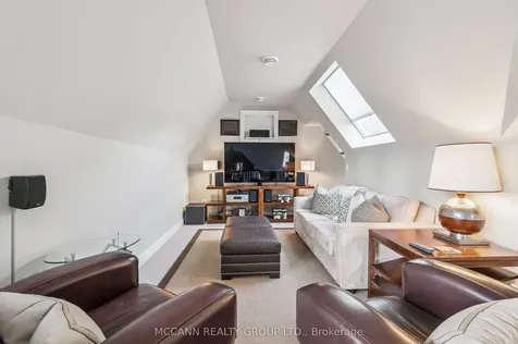 45 Lascelles Boulevard Toronto ON M5P 2C9