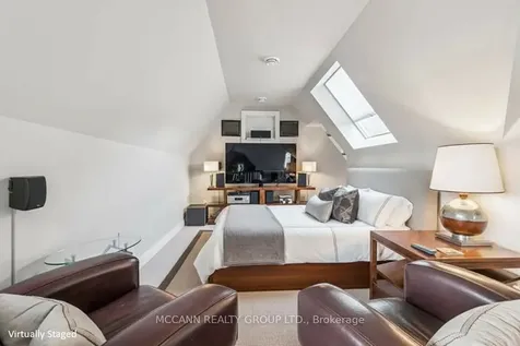 45 Lascelles Boulevard Toronto ON M5P 2C9