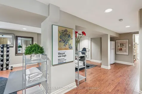 45 Lascelles Boulevard Toronto ON M5P 2C9
