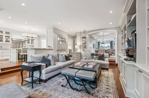 45 Lascelles Boulevard Toronto ON M5P 2C9