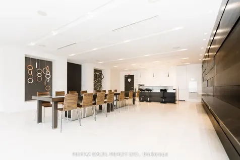 170 Sumach Street Toronto ON M5A 0C3