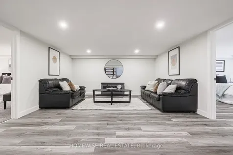 21 Bayhampton Court Toronto ON M3H 5L5