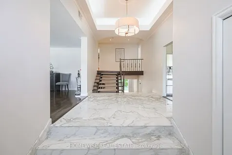 21 Bayhampton Court Toronto ON M3H 5L5