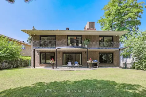 21 Bayhampton Court Toronto ON M3H 5L5