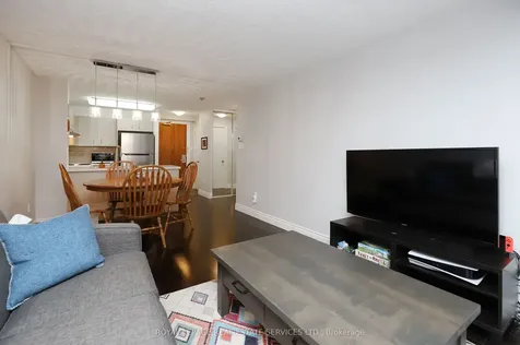 105 Victoria Street Toronto ON M5C 3B4