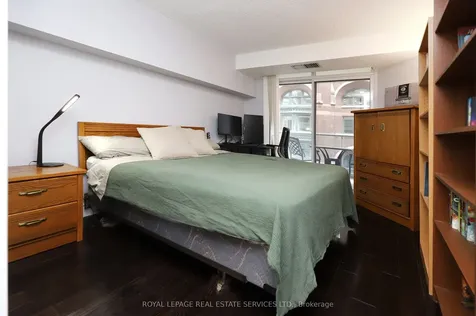 105 Victoria Street Toronto ON M5C 3B4